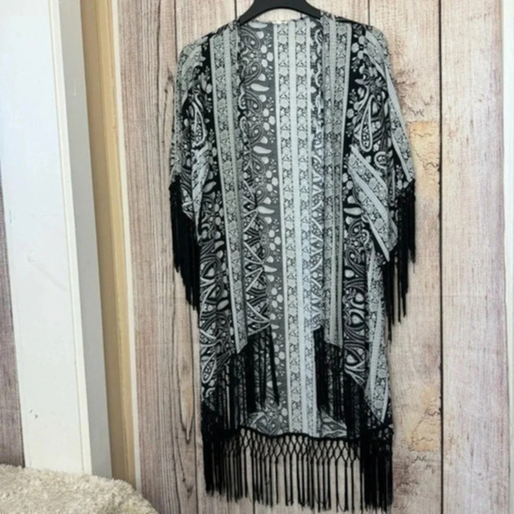 En Crème Womens Kimono size medium